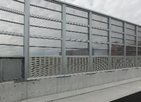 写真：ビューソーン+金属板
都市高速
